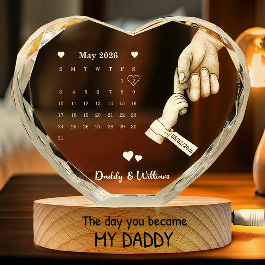 CalendarTheDayYouBecameMyMom PersonalizedCrystalHeartShaped TI351 CIN4542 MKDEF_6d2c57d3 3a8b 4338 9e0c 2e36a8c68b91