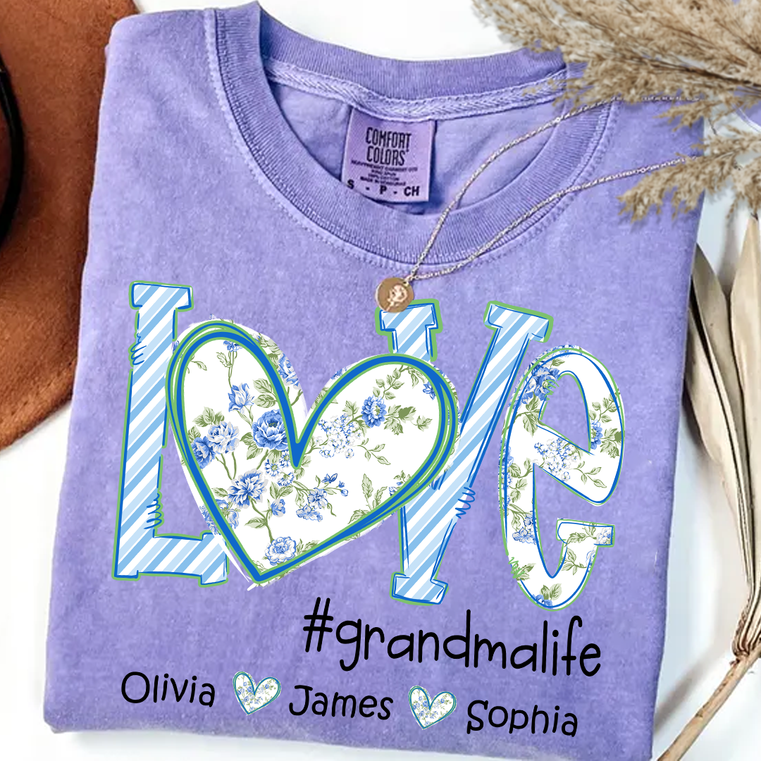 Love grandmalife Personalized Grandma Shirt Floral Print Comfort Colors Tee Custom Grandmother Gift with Grandkids Names_Violet_S 1 C6zE3