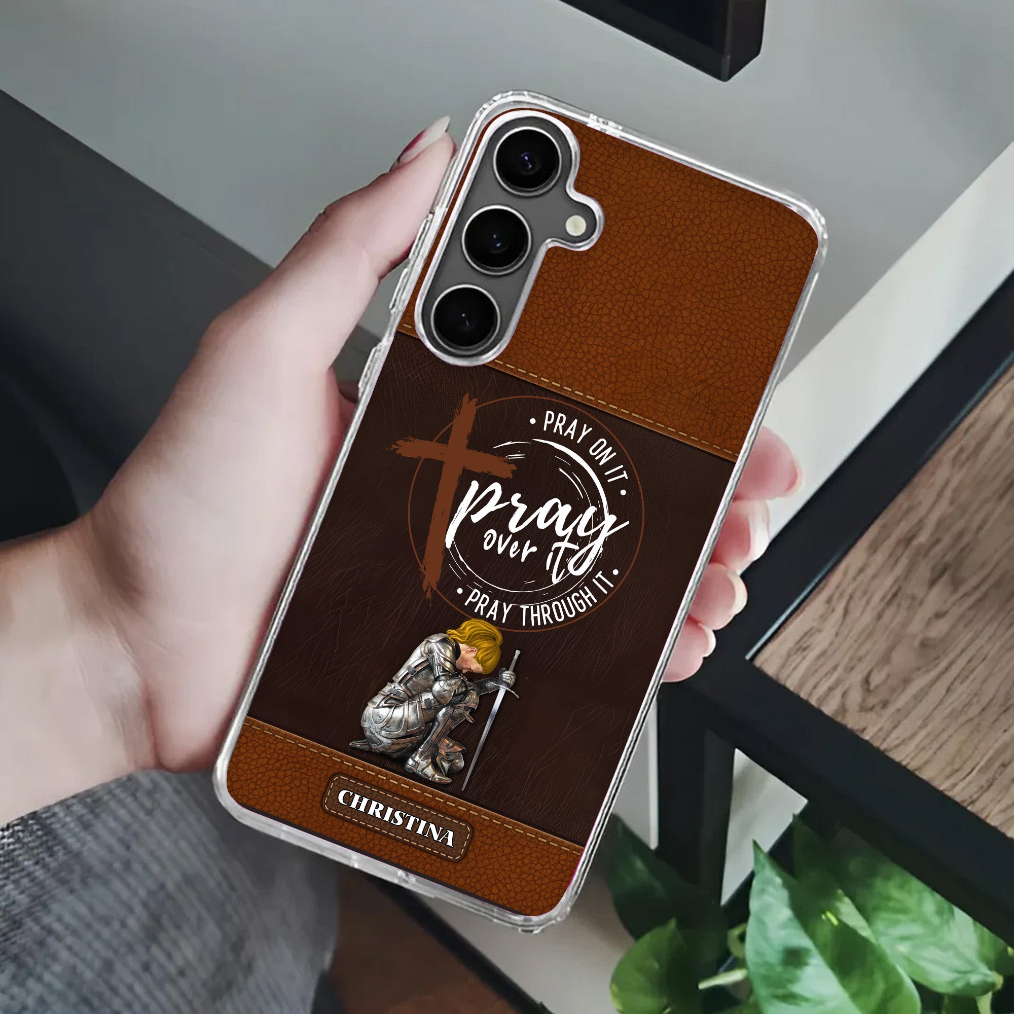 MOCKUP4_5bea3046 2d01 4c44 a6f4 a467de748ef9