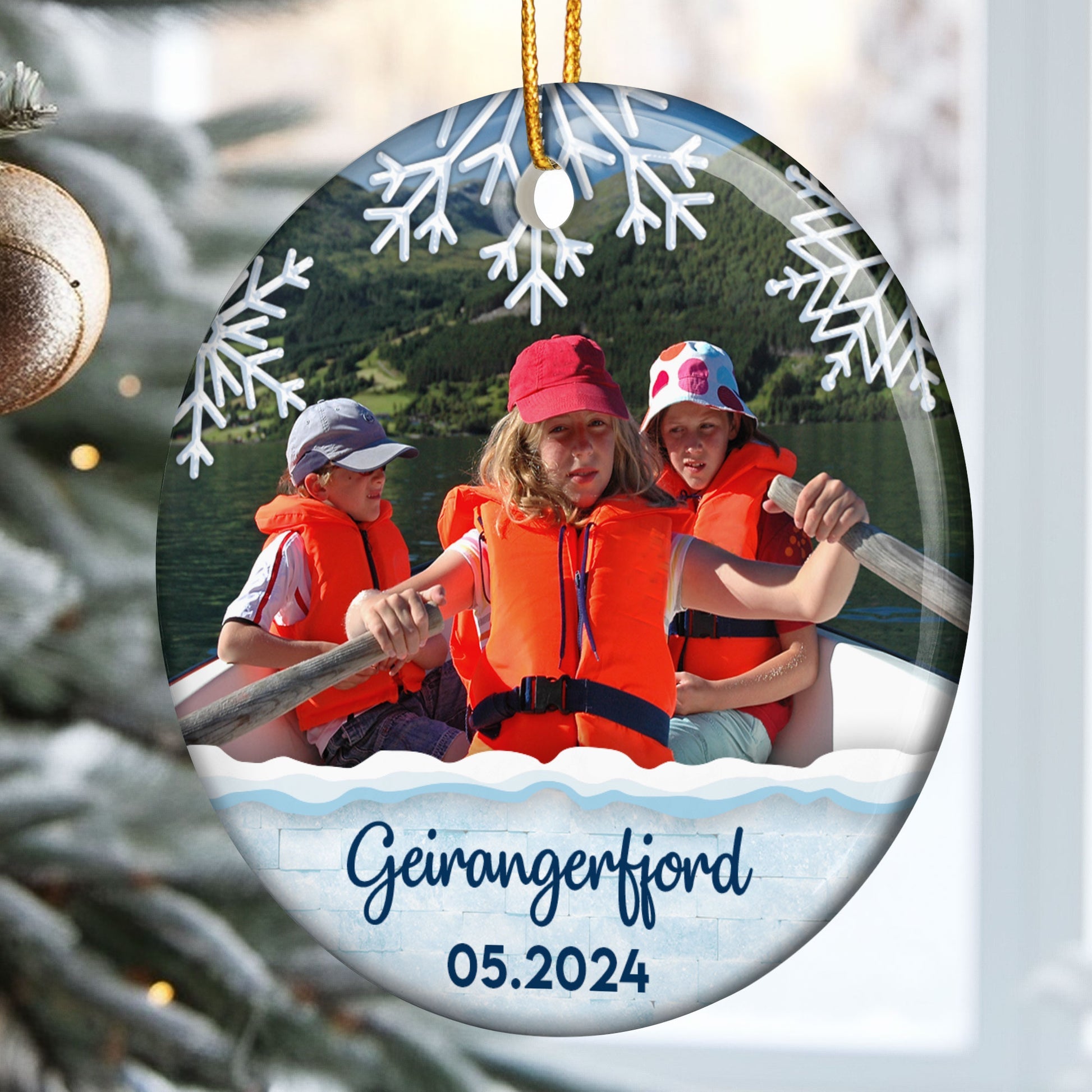 Travel Memories Personalized Ceramic Photo Ornament_3