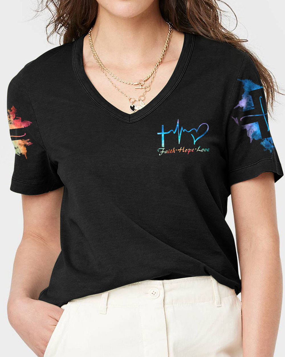 faith cloth Ri2406235Vneck3 2_050f8d35 fdff 42c5 9d9c 0a342e6d2b68