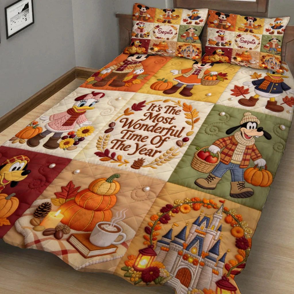MkMo Magic Mouse It's The Most Beautiful Of The Year Custom Name Gift - Personalized Quilt Bedding Set HH01
