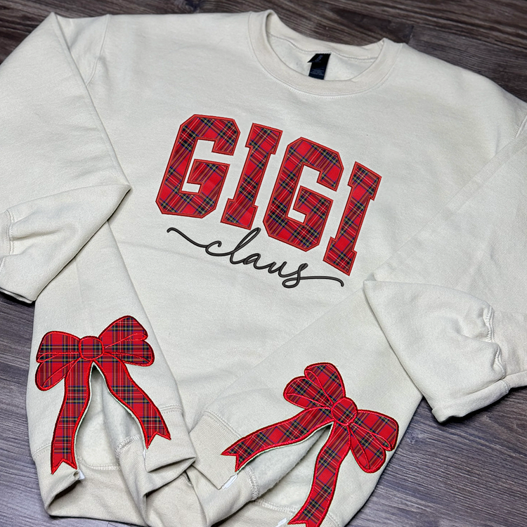 Custom Name Merry Christmas - Gift For Grandma And Kids - Personalized Side Bow Applique Sweatshirt Embroidered - NH96