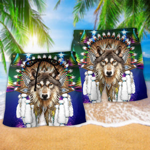Native Wolf And Merry Christmas Cool Style - Beach Short
