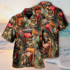 Camera Vintage Old Retro Film Camera - Hawaiian Shirt