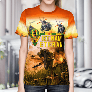 Veterans Bell UH-1 Vietnam Veteran T-Shirt