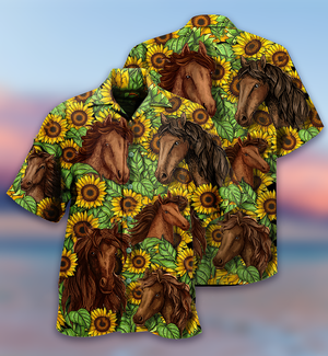 Horse And Sunflowers Amazing - Hawaiian Shirt