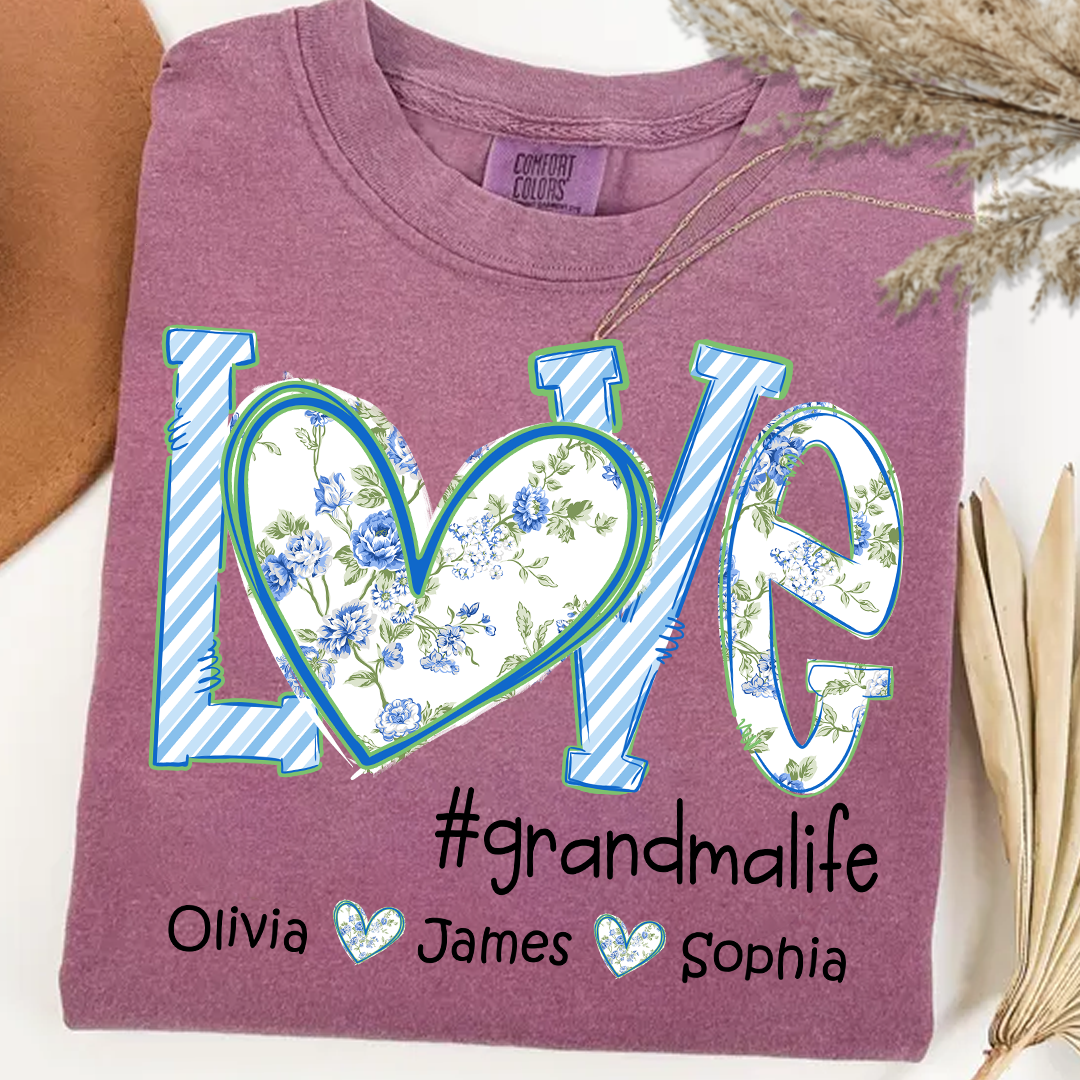 Love grandmalife Personalized Grandma Shirt Floral Print Comfort Colors Tee Custom Grandmother Gift with Grandkids Names_Berry_S 1 PUEfo