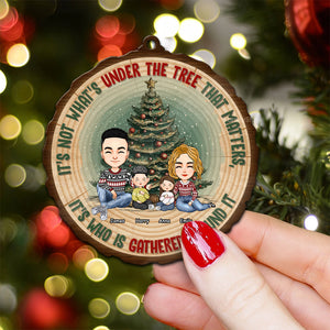 Who Is Gathered Around It - Personalized Wood Ornament - Gift For Family Members -  CL33 NA94