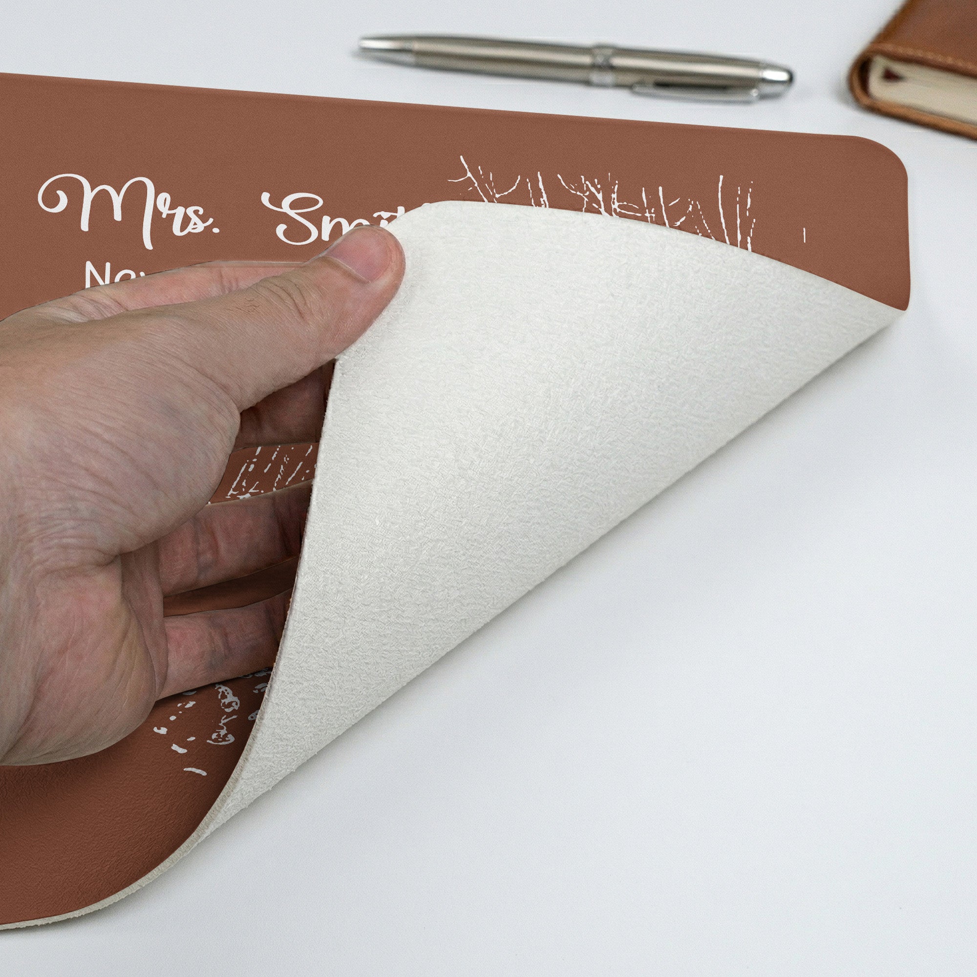Never_Forget_The_Difference_You_Make_Teacher_Appreciation_Back_To_School_Teacher_Gift_Personalized_Desk_Mat_3