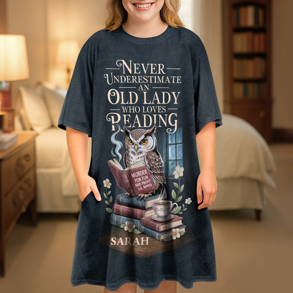 Never Underestimate An Old Lady Who Loves Reading - Personalized Sleep Tee