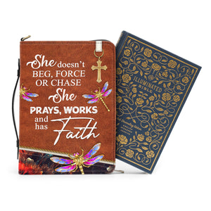 She Prays, Works, And Has Faith Pretty Dragonfly - Unique Personalized Bible Covers - AT4081413