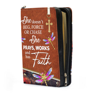 She Prays, Works, And Has Faith Pretty Dragonfly - Unique Personalized Bible Covers - AT4081413