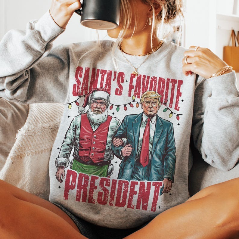 Santa's favorite President Donald Trump - Unisex Shirt