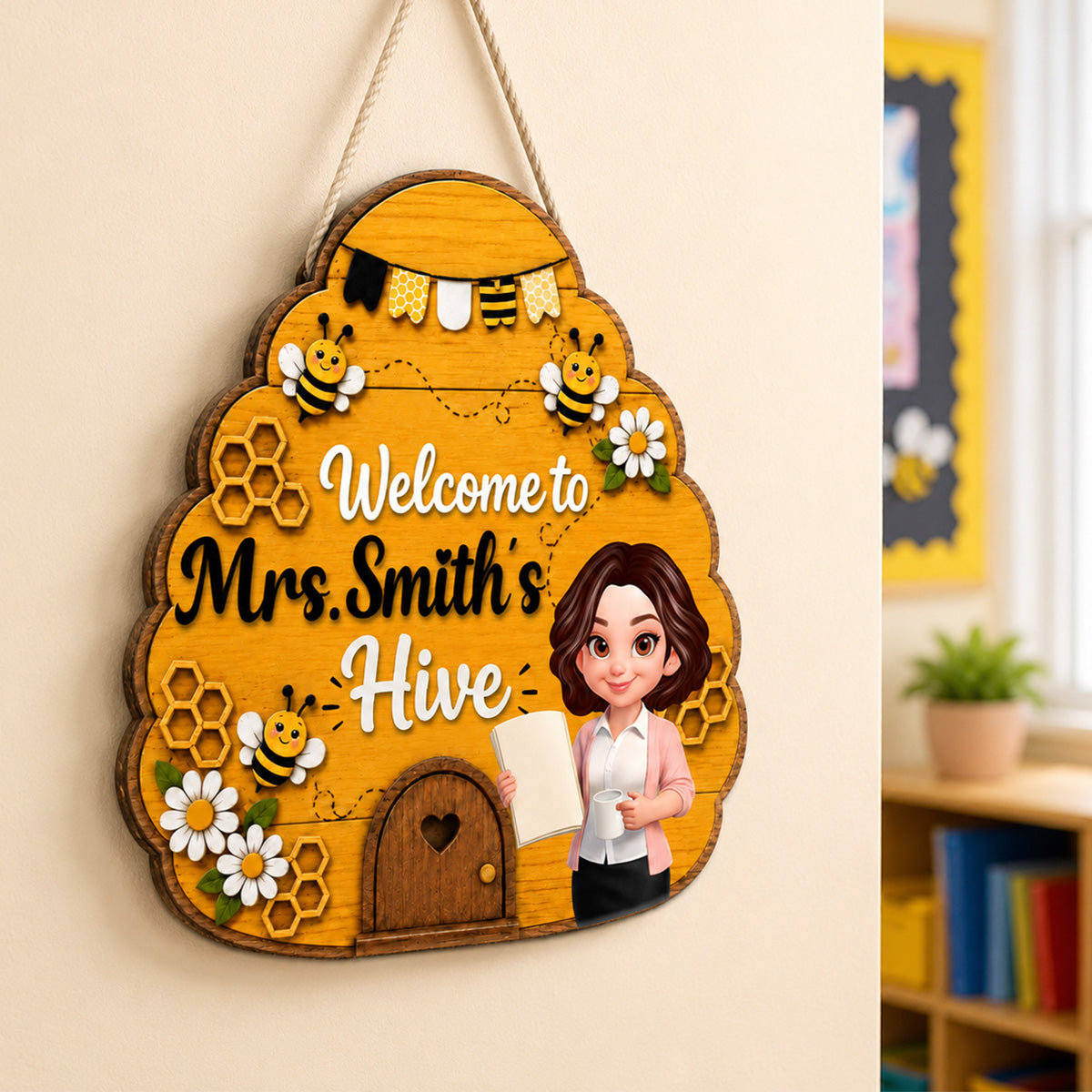 uPUNGii9on__pod220260624461_welcome to teacher bee hive personalized door hanger back to school gift_pham duy anh_web 2