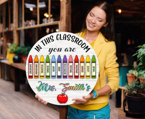 Personalized Crayons Welcome To Teacher Door Round Wood Sign